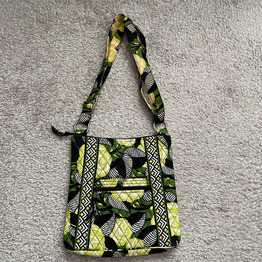 Vera Bradley Hipster in La Neon Rose